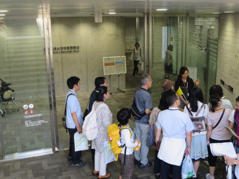 図書館見学ツアー